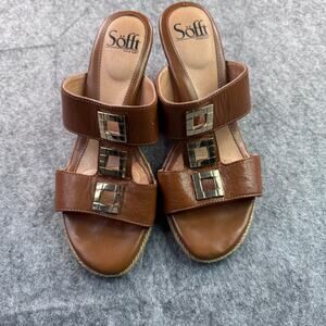 Sofft Women's 7M Cork Wedge Leather Gold Accent Slip-on Sandals